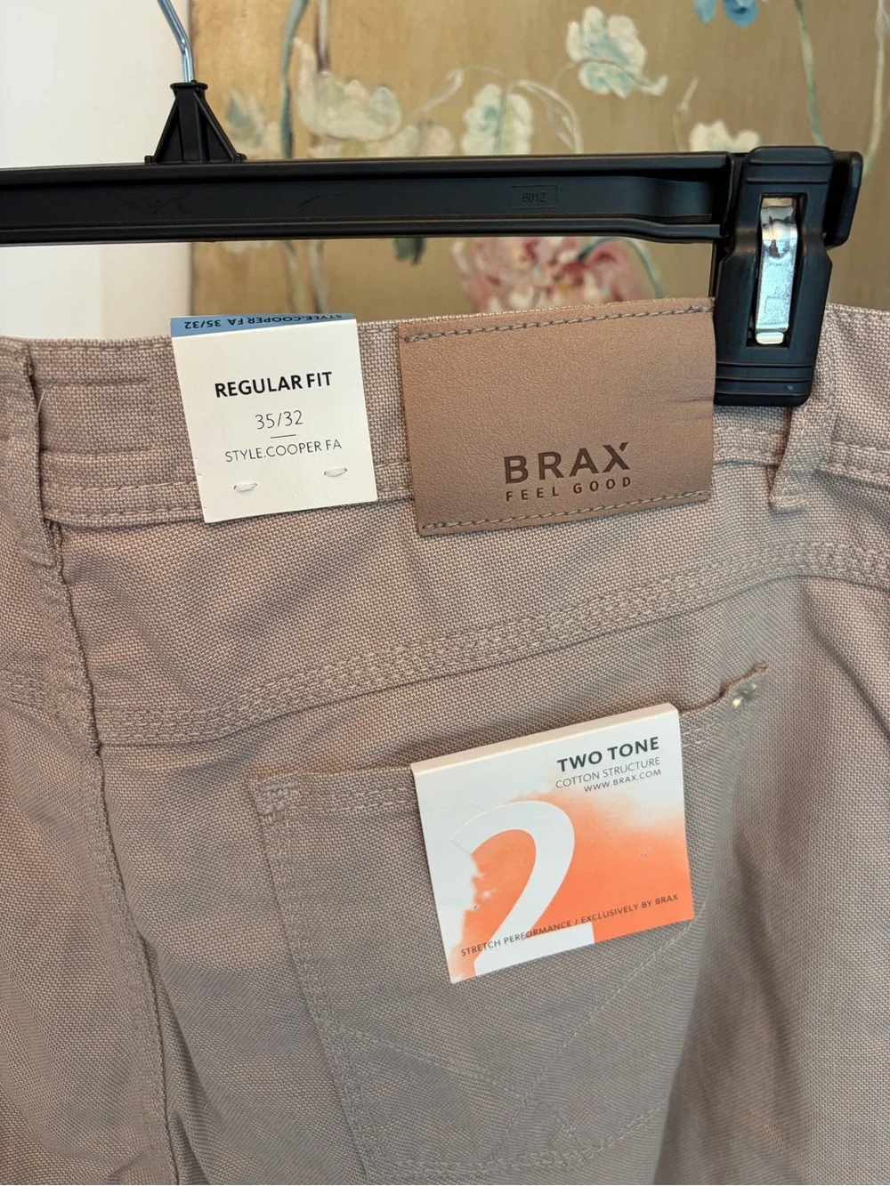 BRAX Men's Casual Straight-Leg Pants in Light Taupe NWT